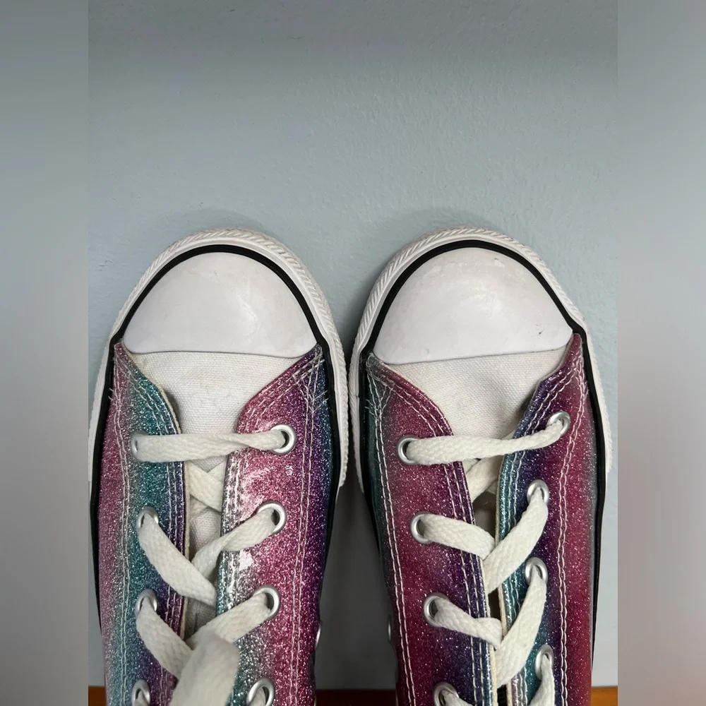 CONVERSE Chuck Taylor All Star Glitter Drip Low Top Sneakers Girls SZ 3 PreLoved